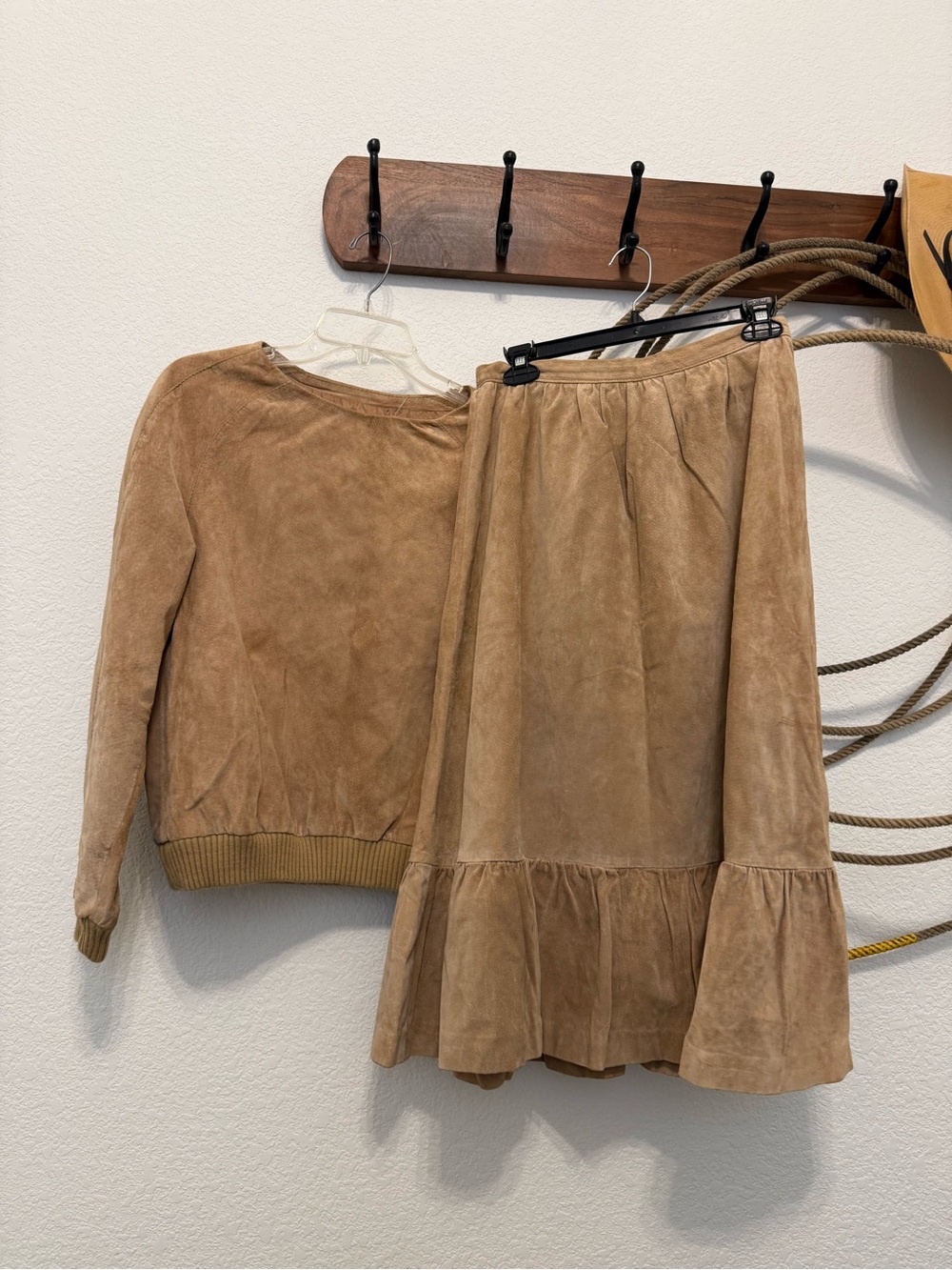 Vintage 70s Tan Suede 2-Piece Set – 
Made in Yugoslavia